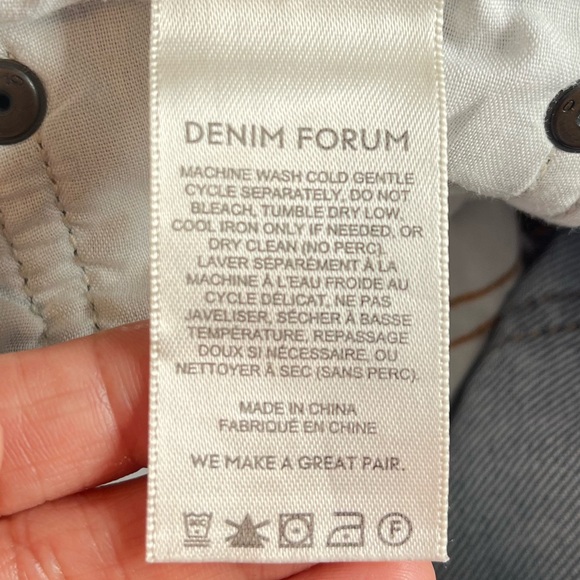 Aritzia Denim Forum The Yoko High Rise Slim Jeans, 27 Indigo Wash CigaretteJean - Picture 10 of 16